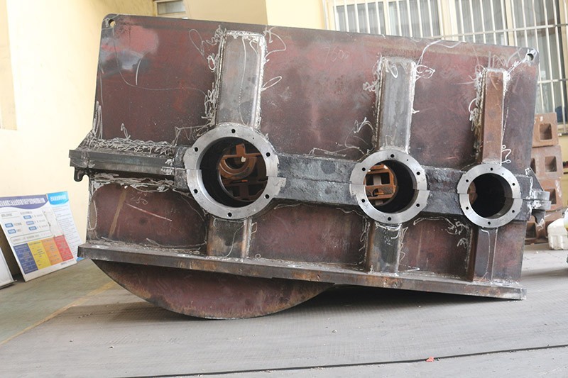 焊接减速机箱体